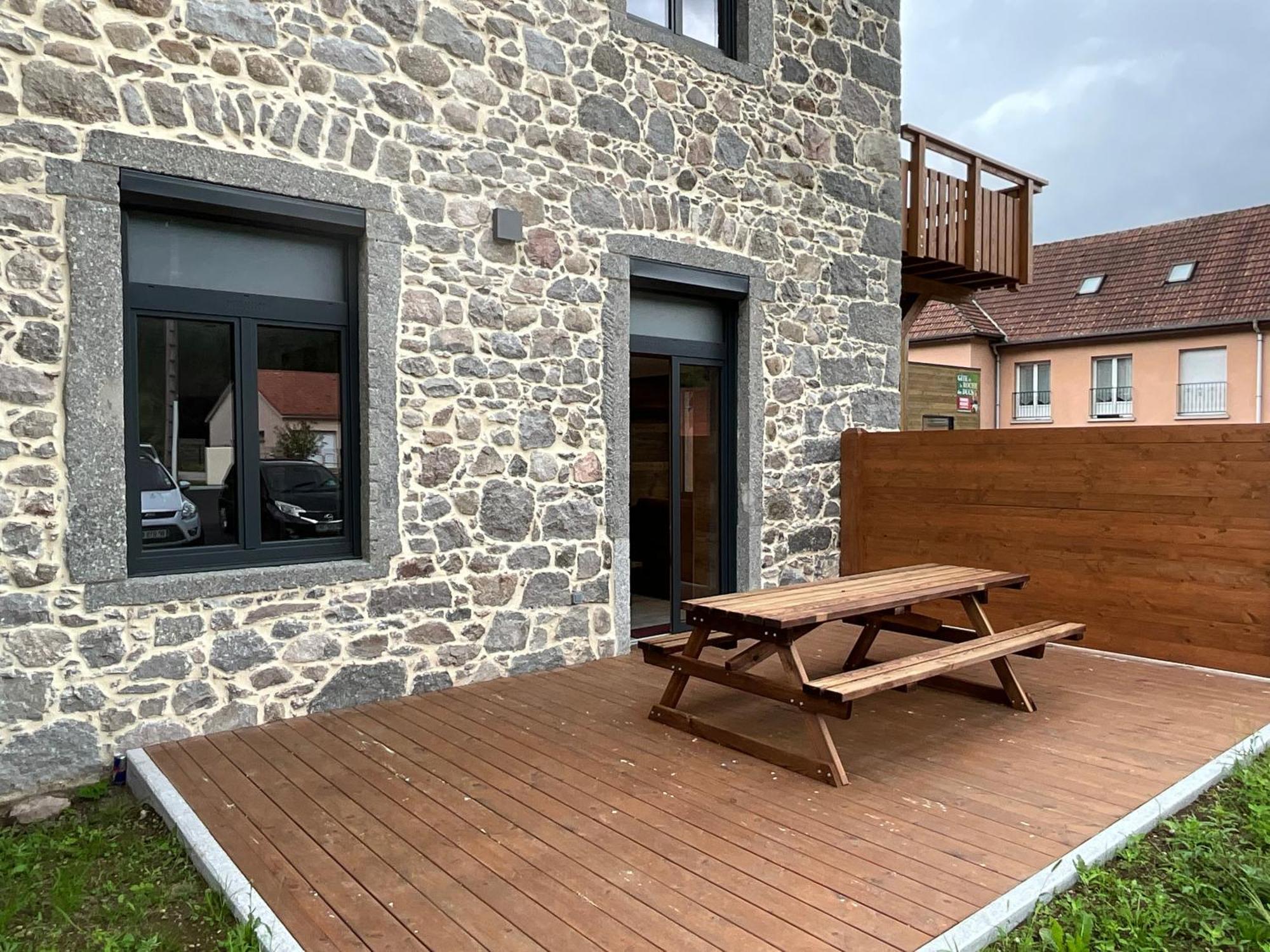 Gite Roche Des Ducs Avec Piscine Toute L'Annee, Spa, Sauna, Hammam Rochesson Esterno foto